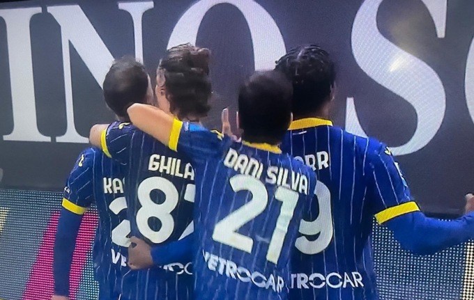 Estasi Hellas Verona, il derby del Veneto è gialloblù: Venezia battuto 2-1