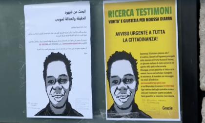 Un mese dalla morte di Moussa Diarra: giallo sulle telecamere, si cercano testimoni