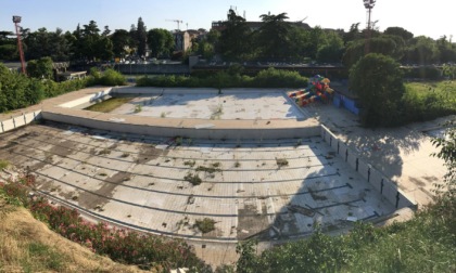 Arrivano le guardie a presidiare le ex piscine Lido (aspettando la riqualificazione)