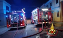 Incendio a Caldiero: Expert a fuoco e condominio evacuato