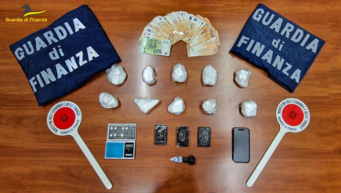 Spaccio nell’est veronese, pusher di San Bonifacio trovato con un chilo di cocaina e hashish