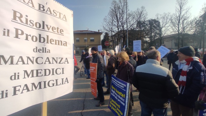 Allarme per la Carenza di Medici di Famiglia e Ospedalieri in tutta la regione