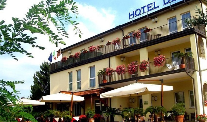 Ruba un cellulare e una borsa all’Hotel Dorè di Castelnuovo del Garda: arrestata una 30enne
