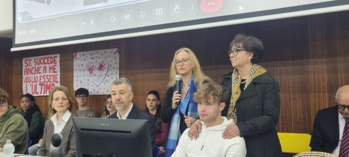 Gino Cecchettin incontra gli studenti del Copernico-Pasoli: “Quando vedo tanti ragazzi davanti, rivedo anche Giulia”
