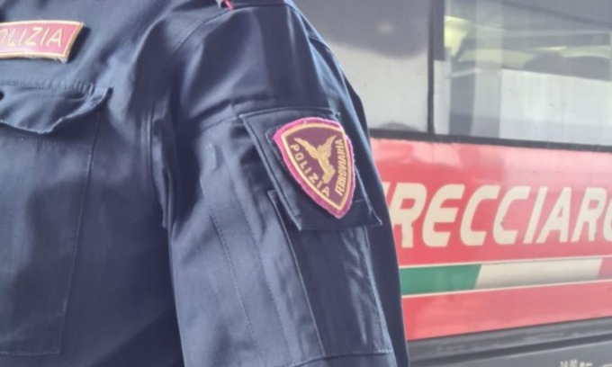 Fugge in stazione dalle guardie giurate, attraversando anche i binari: 29enne arrestato dalla Polfer