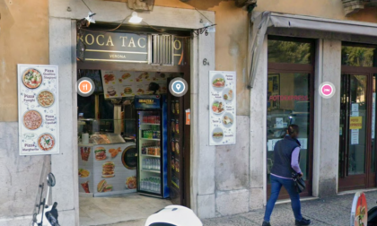 37enne ubriaco minaccia clienti e lavoratori del Boca Taco, poi accoltella un dipendente