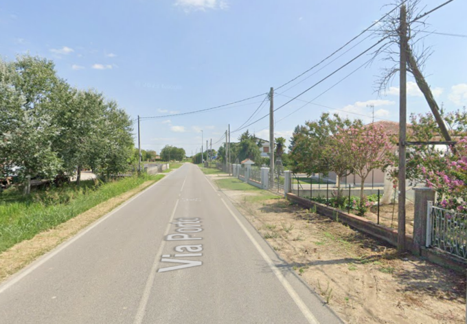 Perde il controllo dell’auto ed esce fuori strada, ferito gravemente l’autista