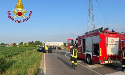 Scontro tra un’auto e un’autocisterna a Zimella: due feriti trasportati in ospedale