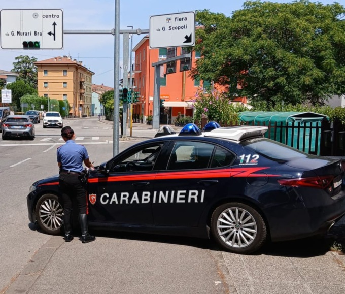 37enne arrestato per detenzione di stupefacenti, sotto la sella della bici più di 30 dosi di cocaina ed eroina