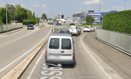 16enne investito in bicicletta da una BMW, i vigili di Villafranca: "Cerchiamo testimoni"