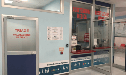 "Macché codice bianco? Voglio esser visitato subito!". E aggredisce l'infermiere al Pronto soccorso di Borgo Roma