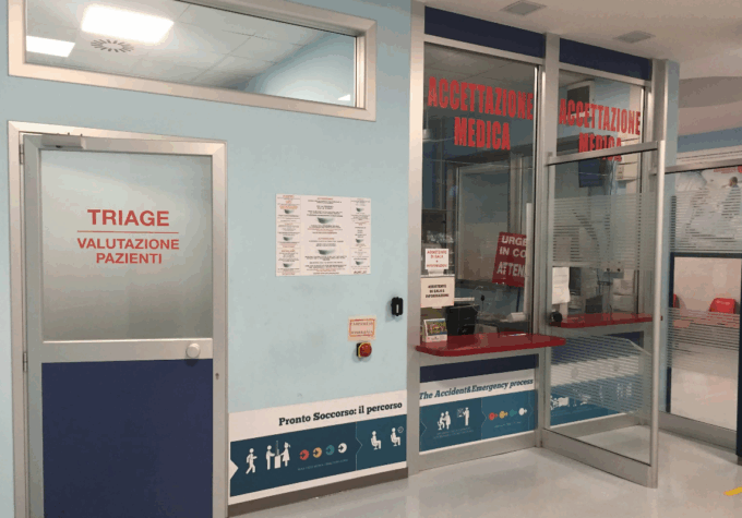 “Macché codice bianco? Voglio esser visitato subito!”. E aggredisce l’infermiere al Pronto soccorso di Borgo Roma
