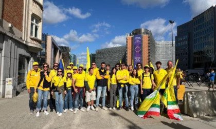 Protesta Coldiretti davanti alla Commissione Europea: "La tecnocrazia di Von Der Leyen costa di più dei dazi Usa"