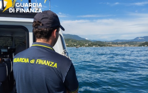 Irregolarità estive sul Lago di Garda: il totale delle multe della Guardia di Finanza tocca i 53mila euro
