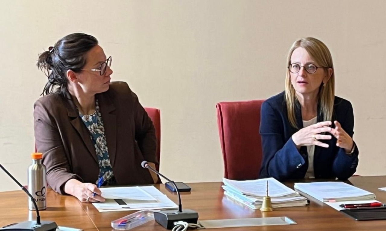 Verona dichiara guerra agli affitti brevi: pronto un piano contro l’overtourism nel centro storico