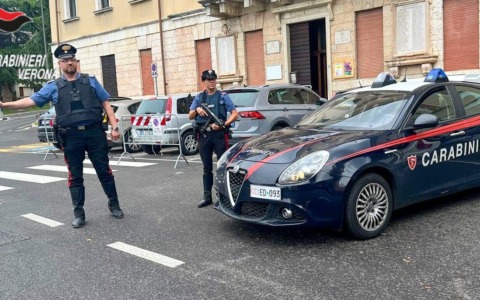 Ricercato da agosto, tenta la fuga ma viene bloccato dai Carabinieri