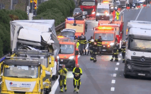 Incidente a catena sull’A22 nel veronese, morto l’autista 32enne di un furgone