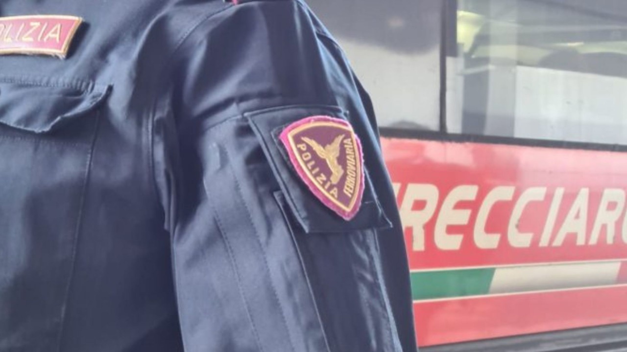 Furti sui treni a Verona Porta Nuova: fermati due ladri che avevano rubato zaini ai viaggiatori distratti