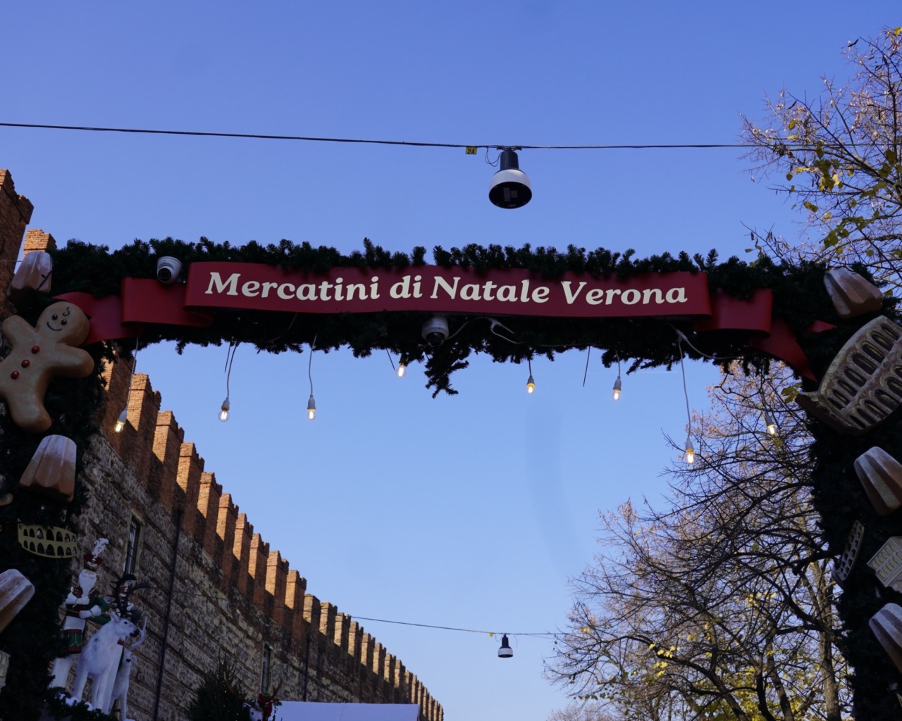 Mercatini di Natale, per la prima volta in Piazza Bra col suggestivo sfondo dell’Arena