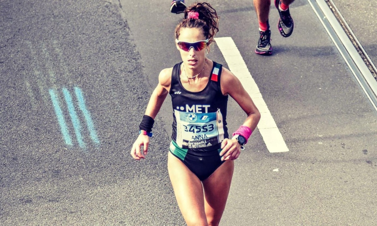 Maratoneti trovati morti nel sonno, scoperti due certificati non autentici per Anna Zilio