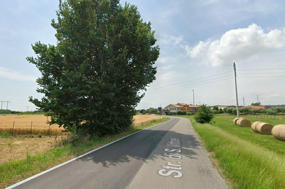 Auto va a sbattere contro un albero a Bussolengo: feriti quattro ventenni