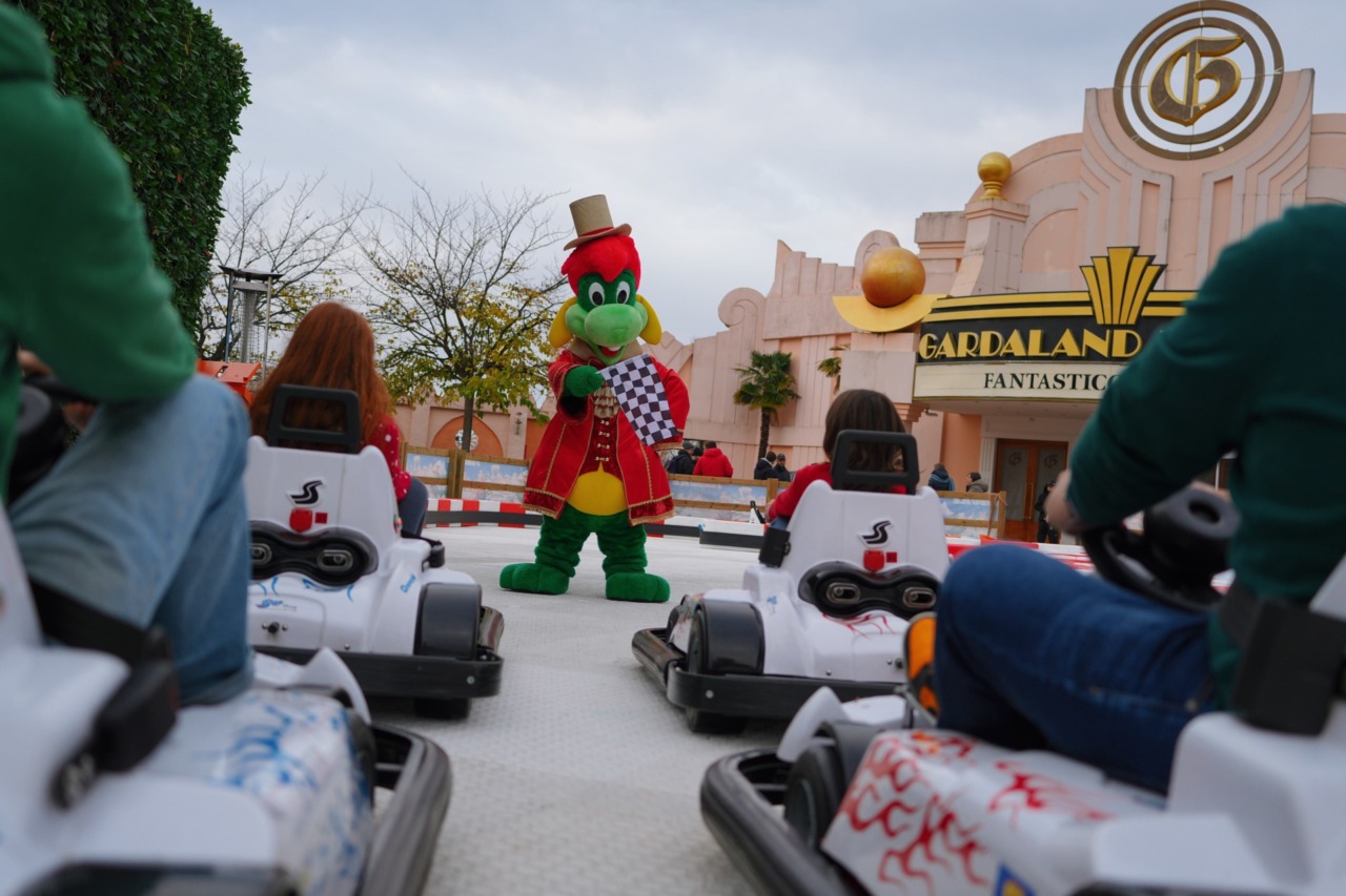 Al via Gardaland Magic Winter 2025: tutte le novità tra slitte, go-kart, spettacoli e installazioni scenografiche