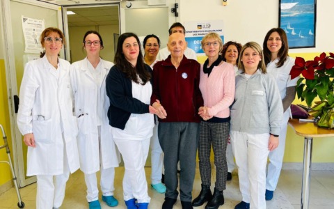 Operato a quasi 102 anni, primo paziente ultracentenario dimesso dall’ospedale di Marzana