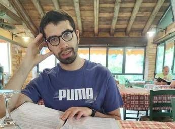 Ritrovato a Budapest Erik Tini: il 23enne era scomparso da Peri di Dolcè