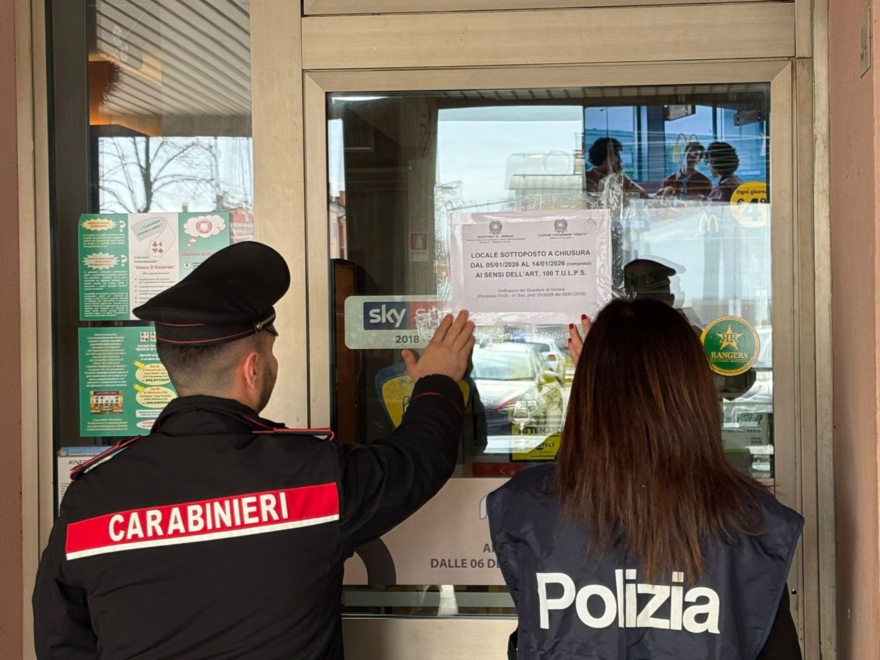 Risse e ritrovo per pregiudicati, chiuso per 10 giorni un locale di Pescantina