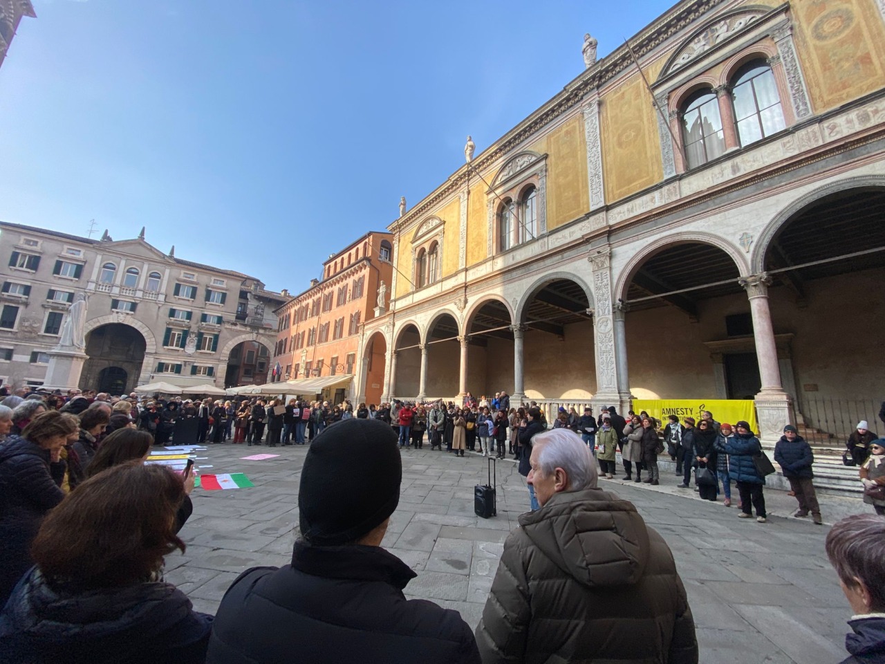 Manifestazione per l’Iran a Verona: appello alla libertà e alla fine della repressione