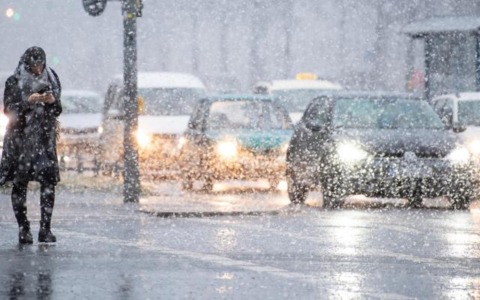 Freddo e gelo in arrivo, possibili nevicate sull’Epifania