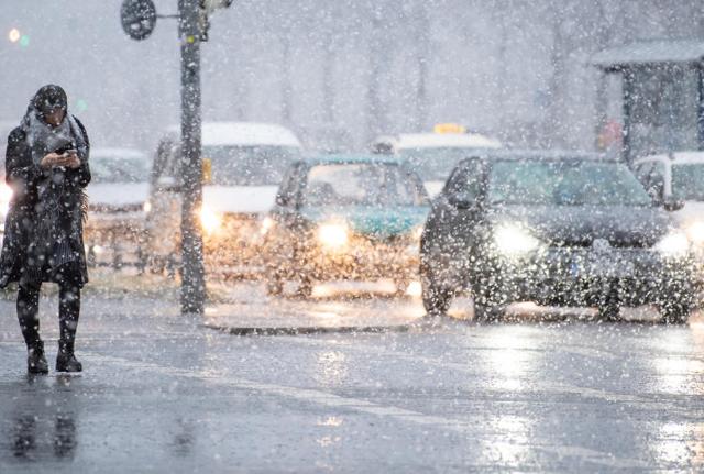 Freddo e gelo in arrivo, possibili nevicate sull’Epifania