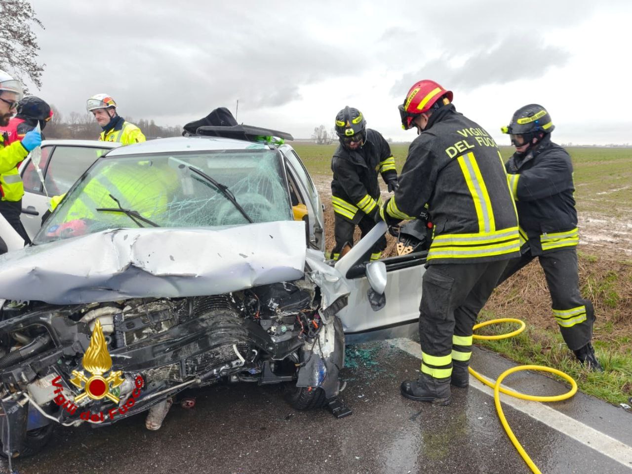 Frontale a Isola della Scale: tre feriti di cui uno grave
