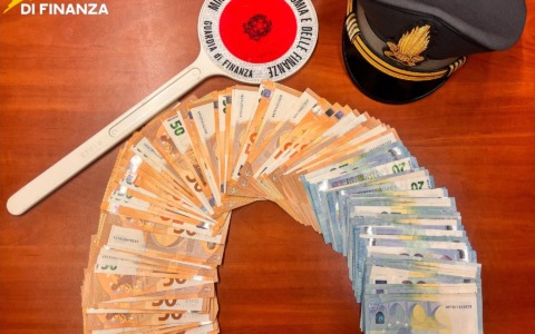 Truffa e autoriciclaggio a Verona: il titolare di una rivendita incastra più di 50 clienti