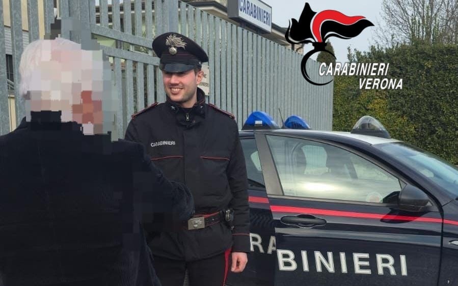 Carabiniere fuori servizio salva un 65enne aggredito al volto da un pastore maremmano