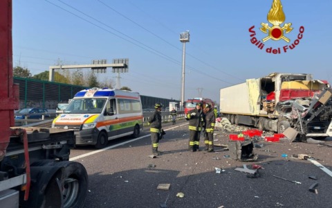 Tamponamento tra camion sulla A4: due incidenti tra Verona Sud e Sommacampagna
