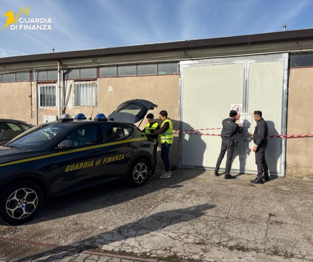 Officina abusiva a Mozzecane: sigilli della Guardia di Finanza, rischio ambientale e maxi multa