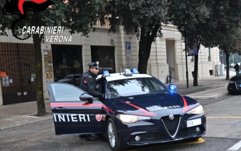 27enne scoperto in centro a Verona con hashish e cocaina
