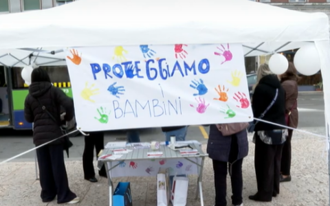 Dopo i maltrattamenti, petizione delle mamme per introdurre la videosorveglianza negli asili