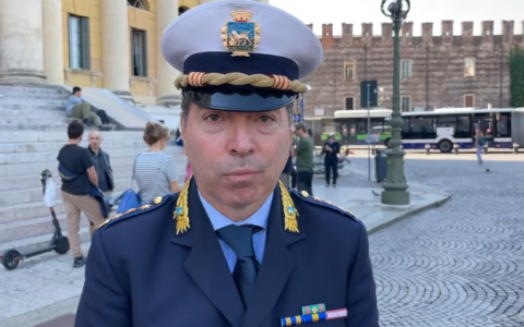 Monopattini elettrici e obbligo di targa e assicurazione: il Comandante di Verona nei tg