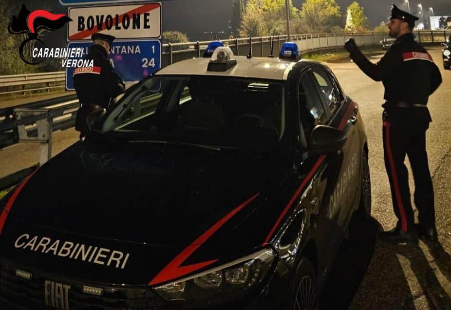 Dimenticano uno zaino con la droga in un residence a Bovolone, fermati due spacciatori