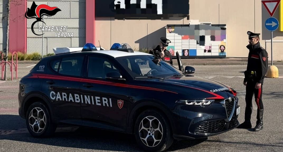 Furto al centro commerciale: arrestate due donne bulgare a Peschiera del Garda